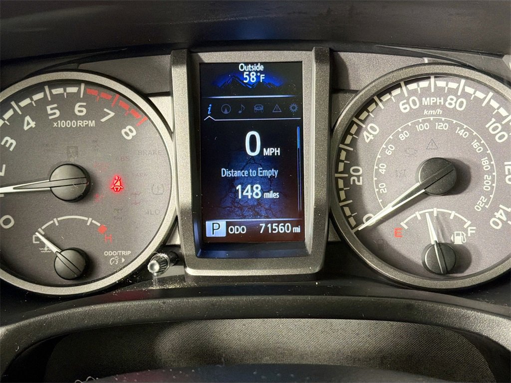 Used 2017 Toyota Tacoma SR5 image 13
