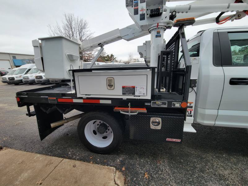 Used 2022 Ford F550 4x4 Regular Cab Super Duty image 34
