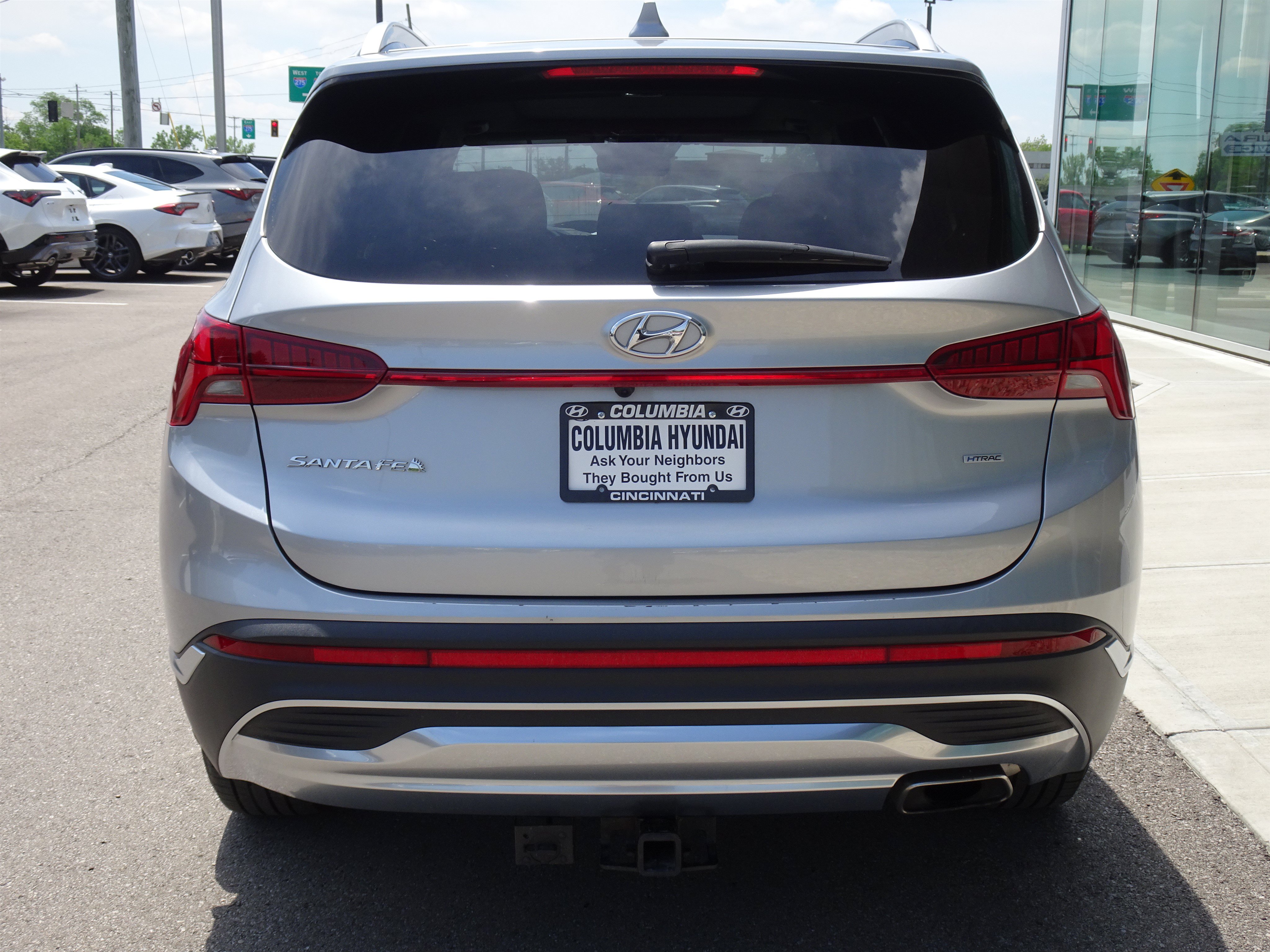 Used 2022 Hyundai Santa Fe SEL w/ Convenience + Premium Package AWD/4WD image 4