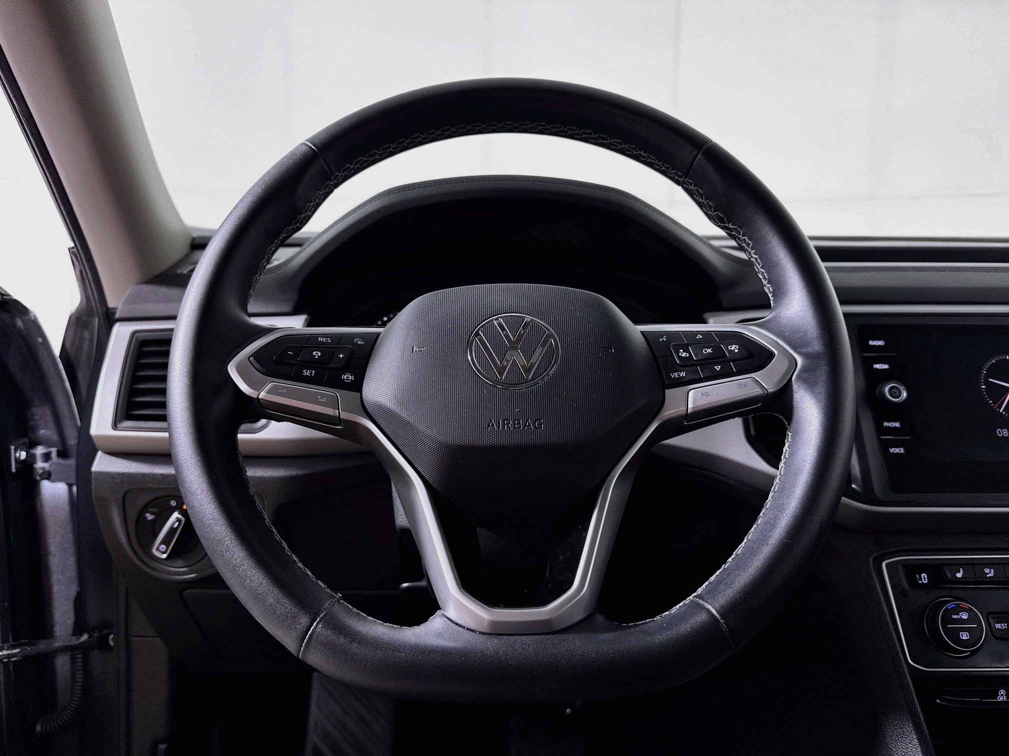 Used 2021 Volkswagen Atlas SE w/ Panoramic Sunroof Package AWD/4WD image 14