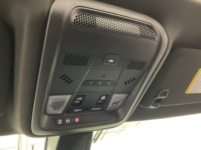 Certified 2025 Cadillac XT6 Sport w/ Technology Package image 16