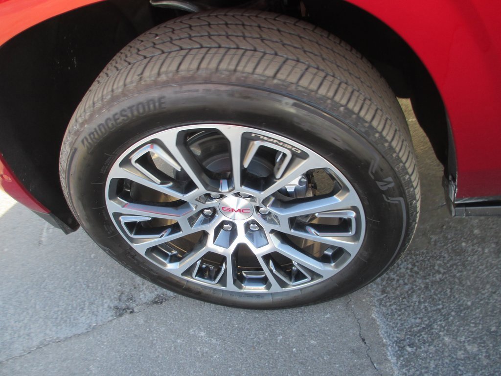 Certified 2025 GMC Yukon Denali w/ Denali Reserve Package image 13