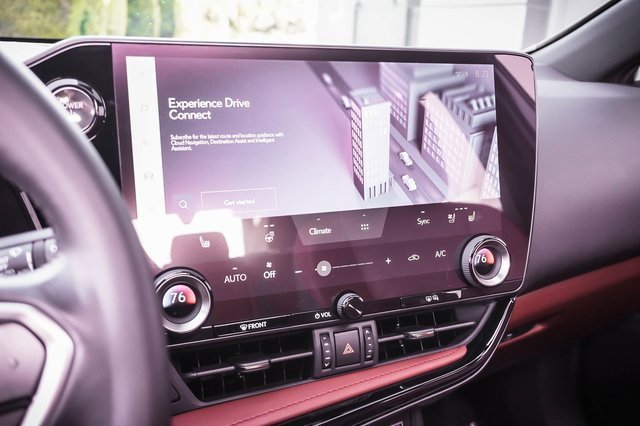 Used 2024 Lexus NX 450h+ AWD w/ Luxury Package image 16