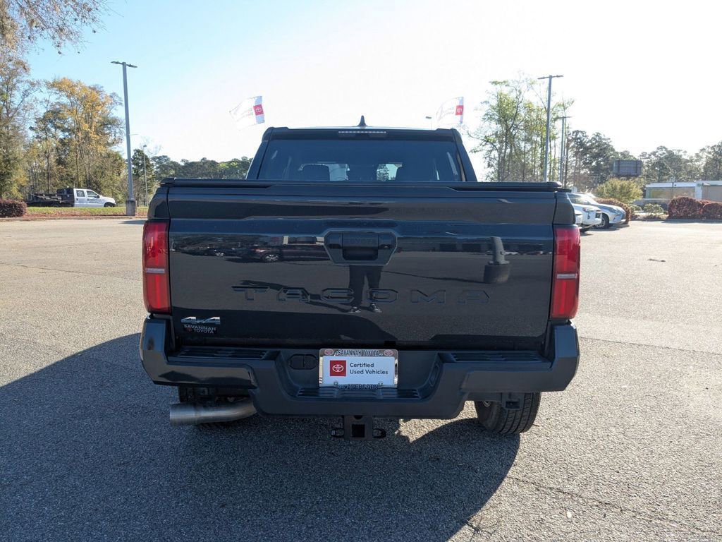 Used 2024 Toyota Tacoma SR5 AWD/4WD image 15