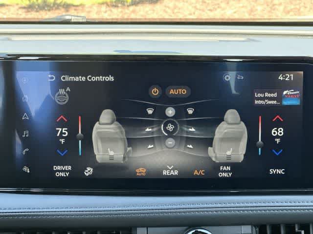 Used 2023 Nissan Ariya AWD image 15