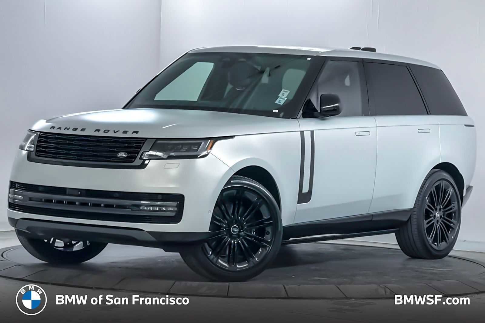Used 2025 Land Rover Range Rover Autobiography