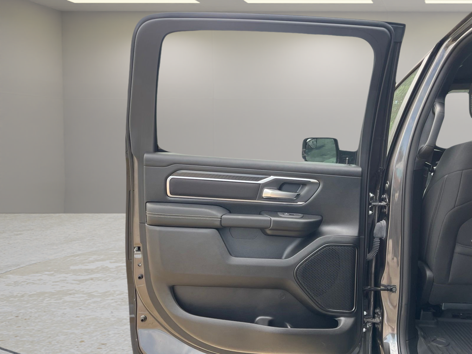 Used 2025 RAM 1500 Big Horn AWD/4WD image 27