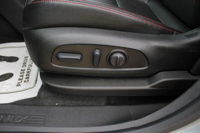 Used 2023 Chevrolet Equinox RS w/ RS Leather Package image 3