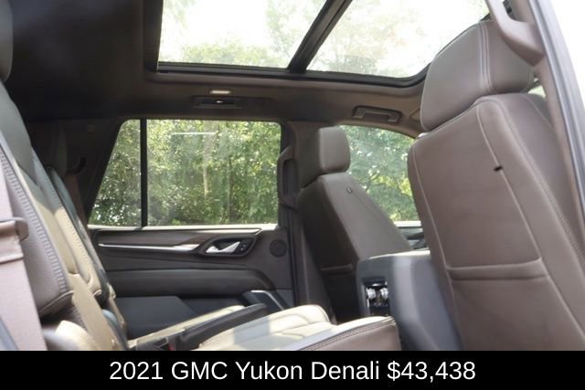 Used 2021 GMC Yukon Denali w/ Denali Premium Package image 13