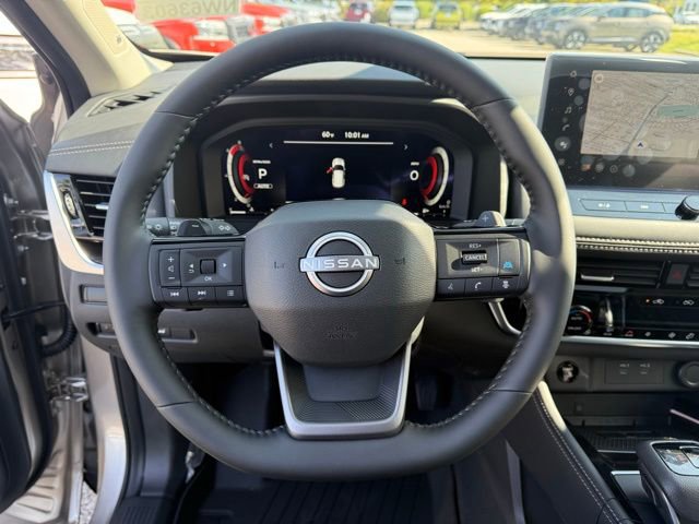 New 2026 Nissan Rogue Platinum image 18