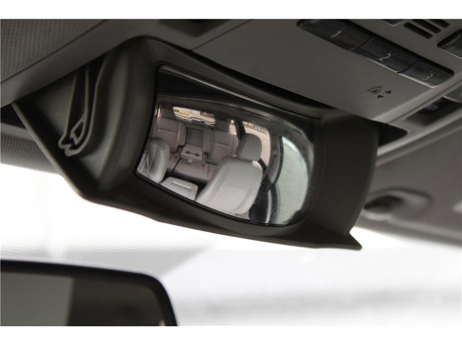 Used 2016 Toyota Highlander XLE image 34