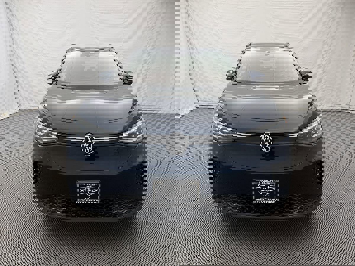 Used 2023 Volkswagen ID.4 Pro image 2