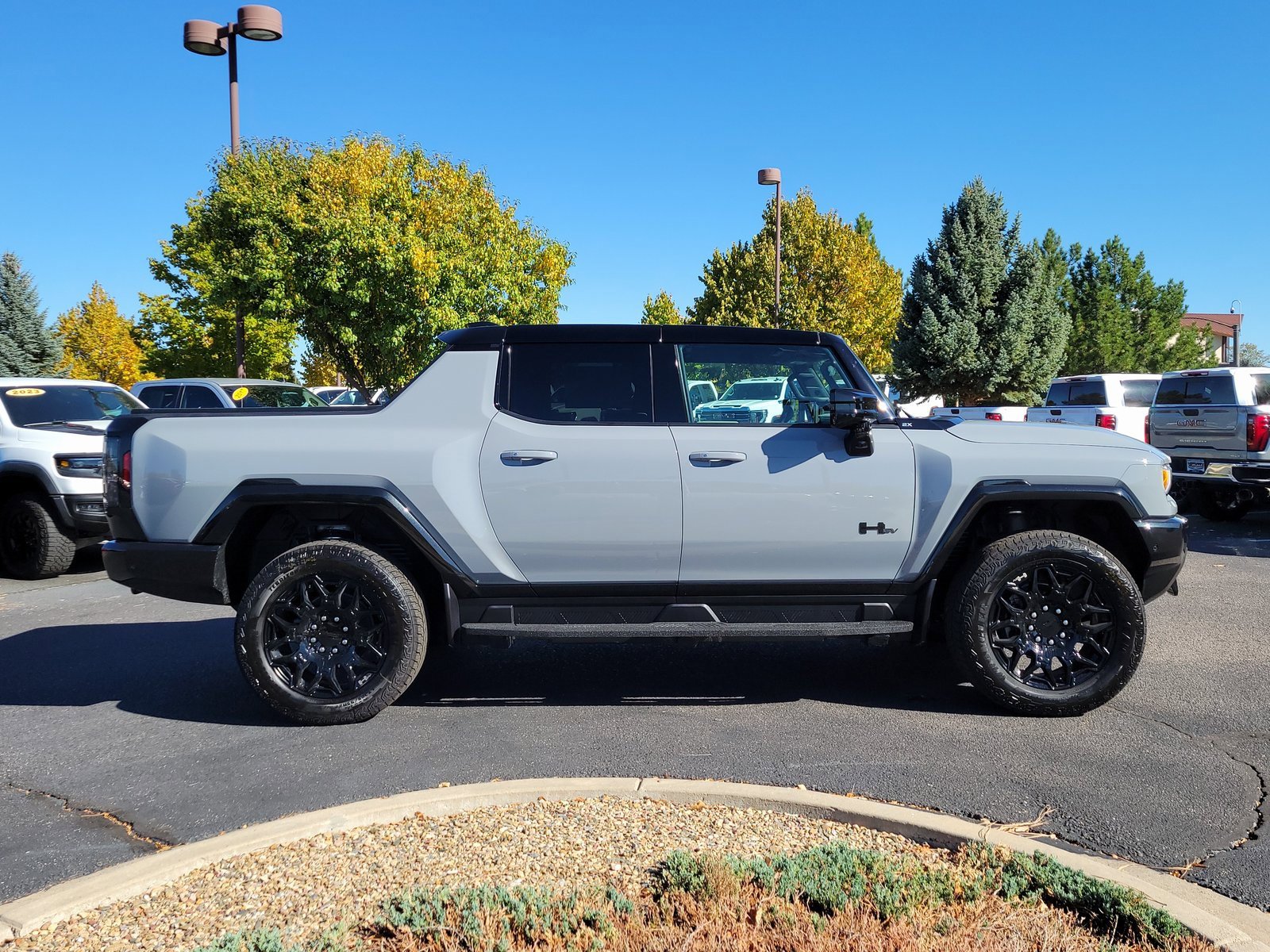 New 2026 GMC Hummer EV 4x4 Crew Cab image 2