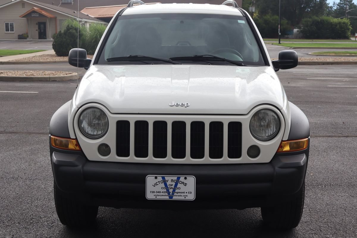 Used 2006 Jeep Liberty Sport AWD/4WD image 12