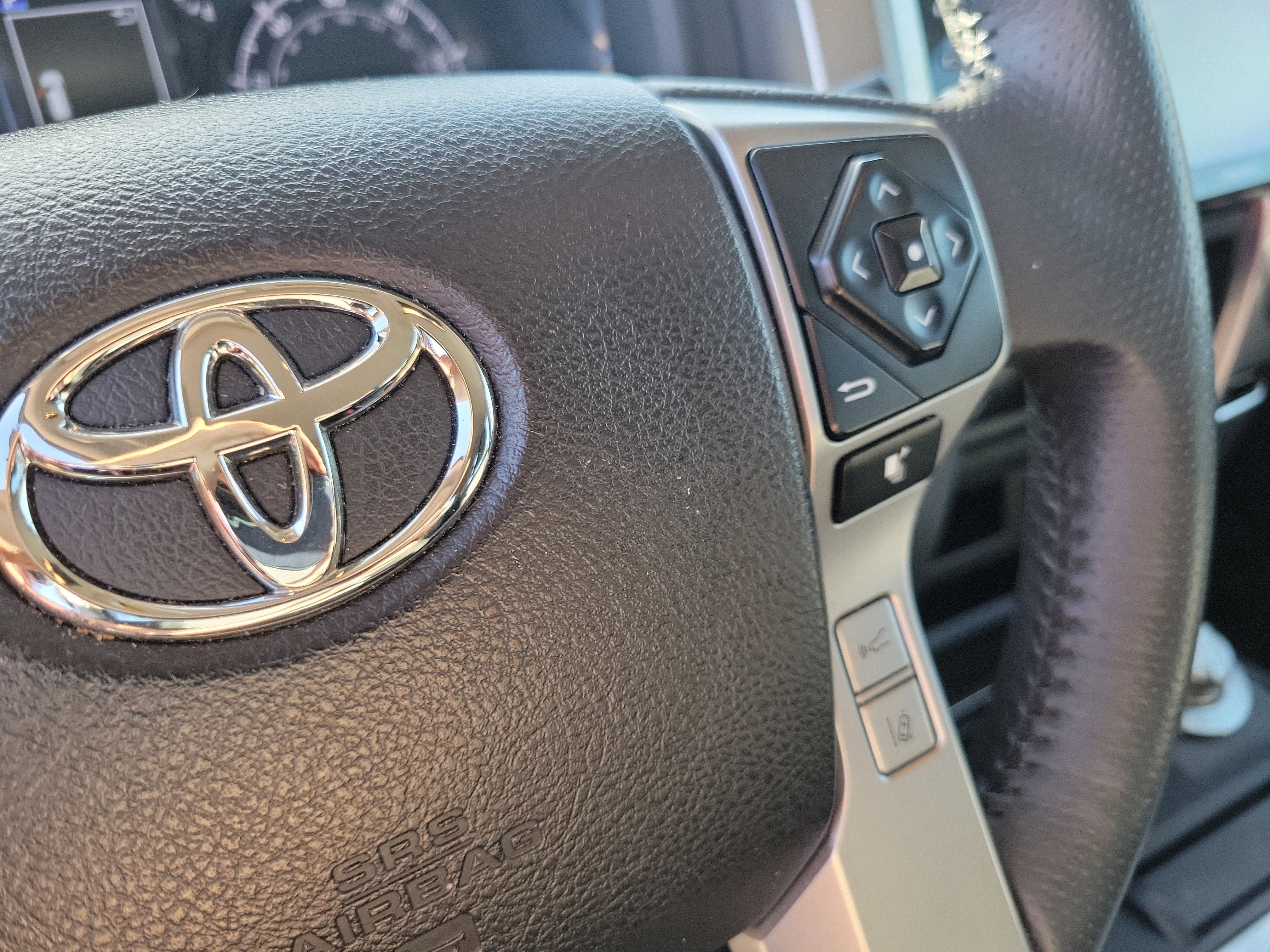 Used 2024 Toyota 4Runner SR5 image 26