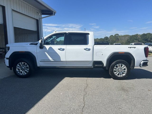 Used 2024 GMC Sierra 2500 Denali Ultimate AWD/4WD image 4