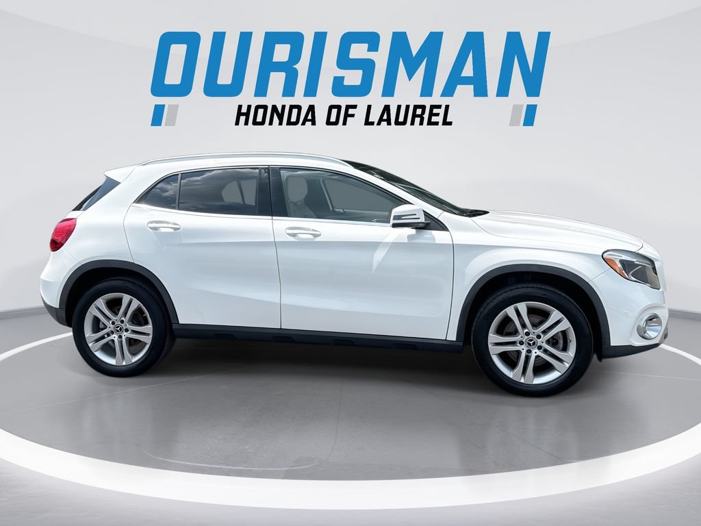 Used 2019 Mercedes-Benz GLA 250 4MATIC w/ Premium Package image 9