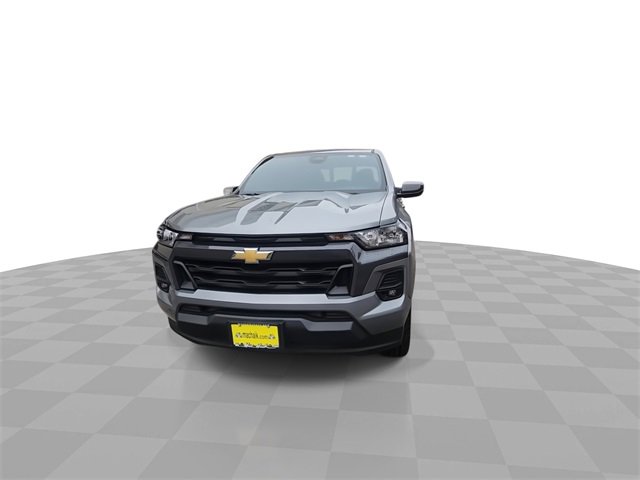 Used 2023 Chevrolet Colorado LT w/ LT Convenience Package II image 3