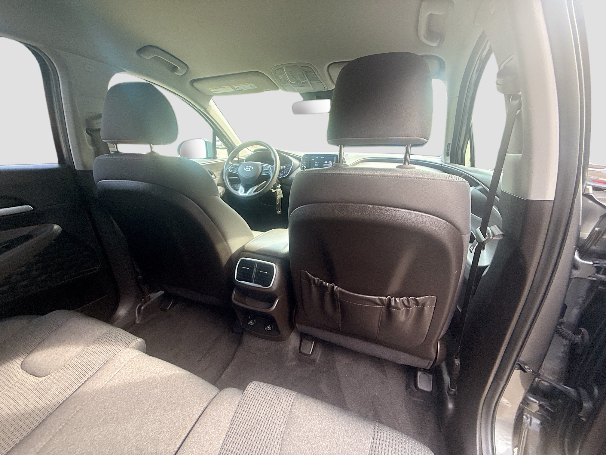 Used 2019 Hyundai Santa Fe SE FWD image 27