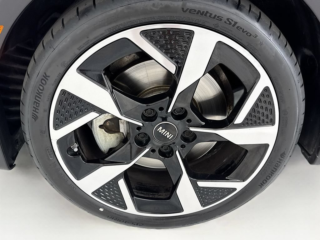Certified 2025 MINI Cooper S FWD image 26