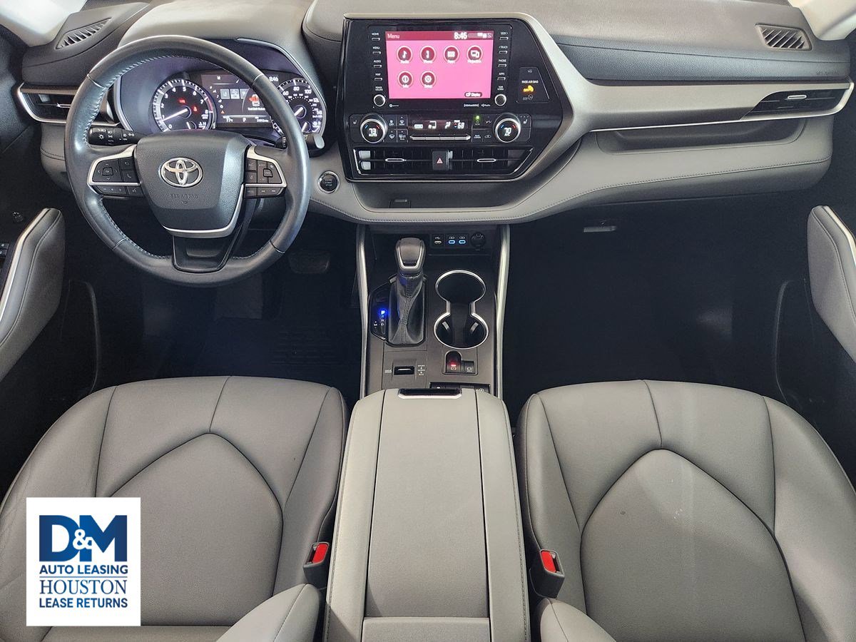 Used 2022 Toyota Highlander XLE image 35
