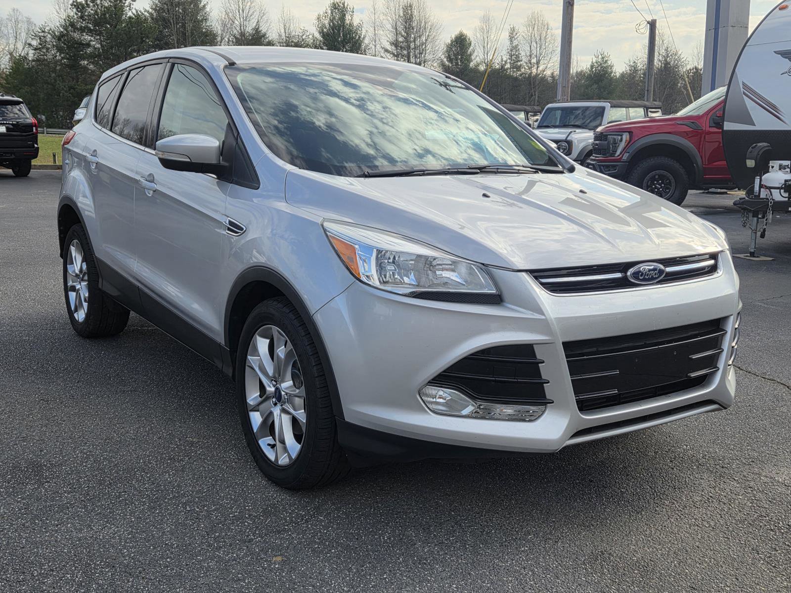 Used 2013 Ford Escape SEL image 2
