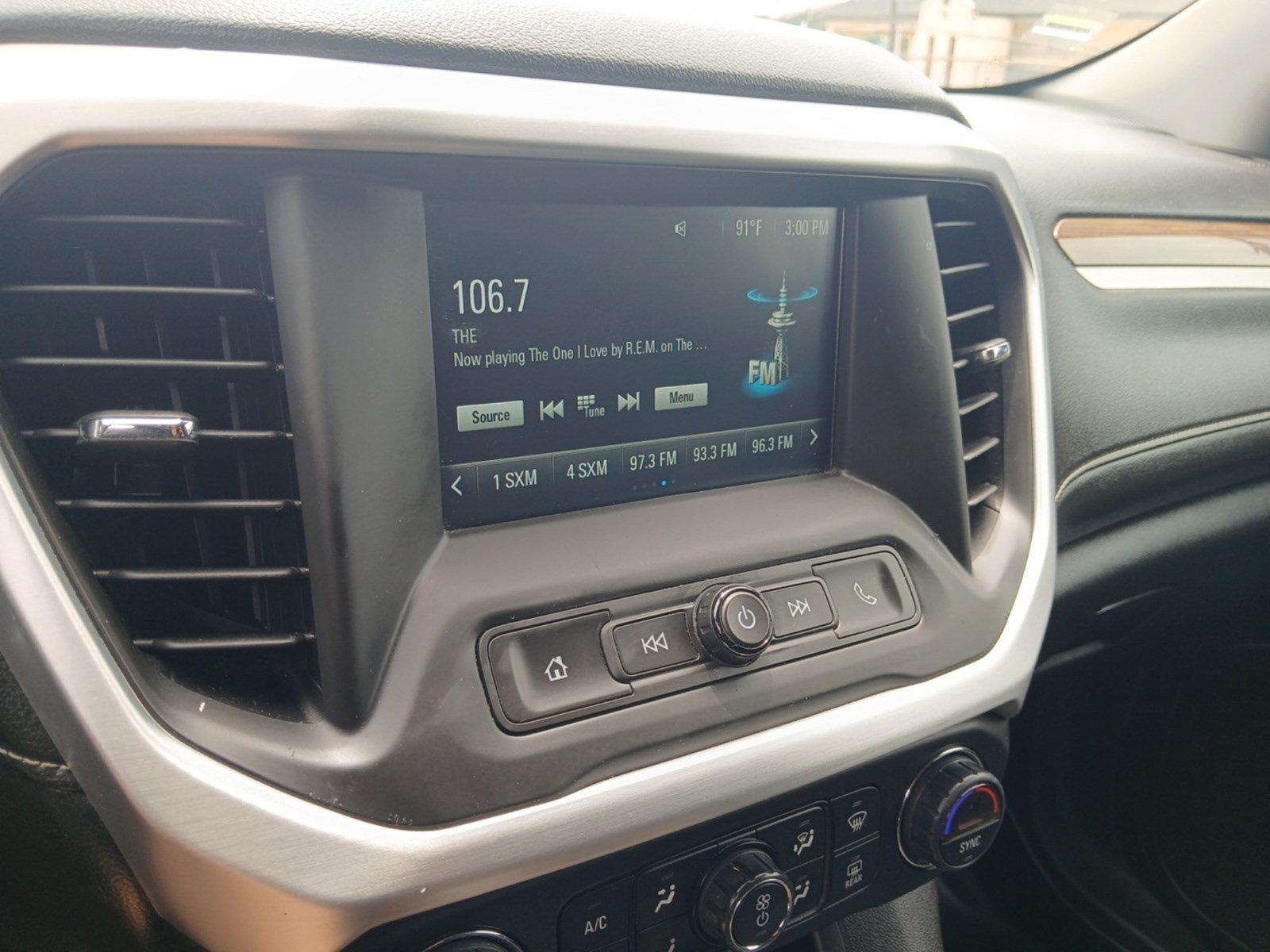 Used 2019 GMC Acadia SLE FWD image 21