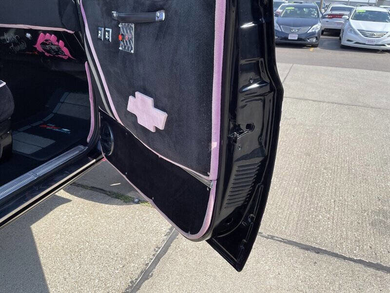 Used 1987 Chevrolet Blazer Silverado 2dr 4WD SUV image 46