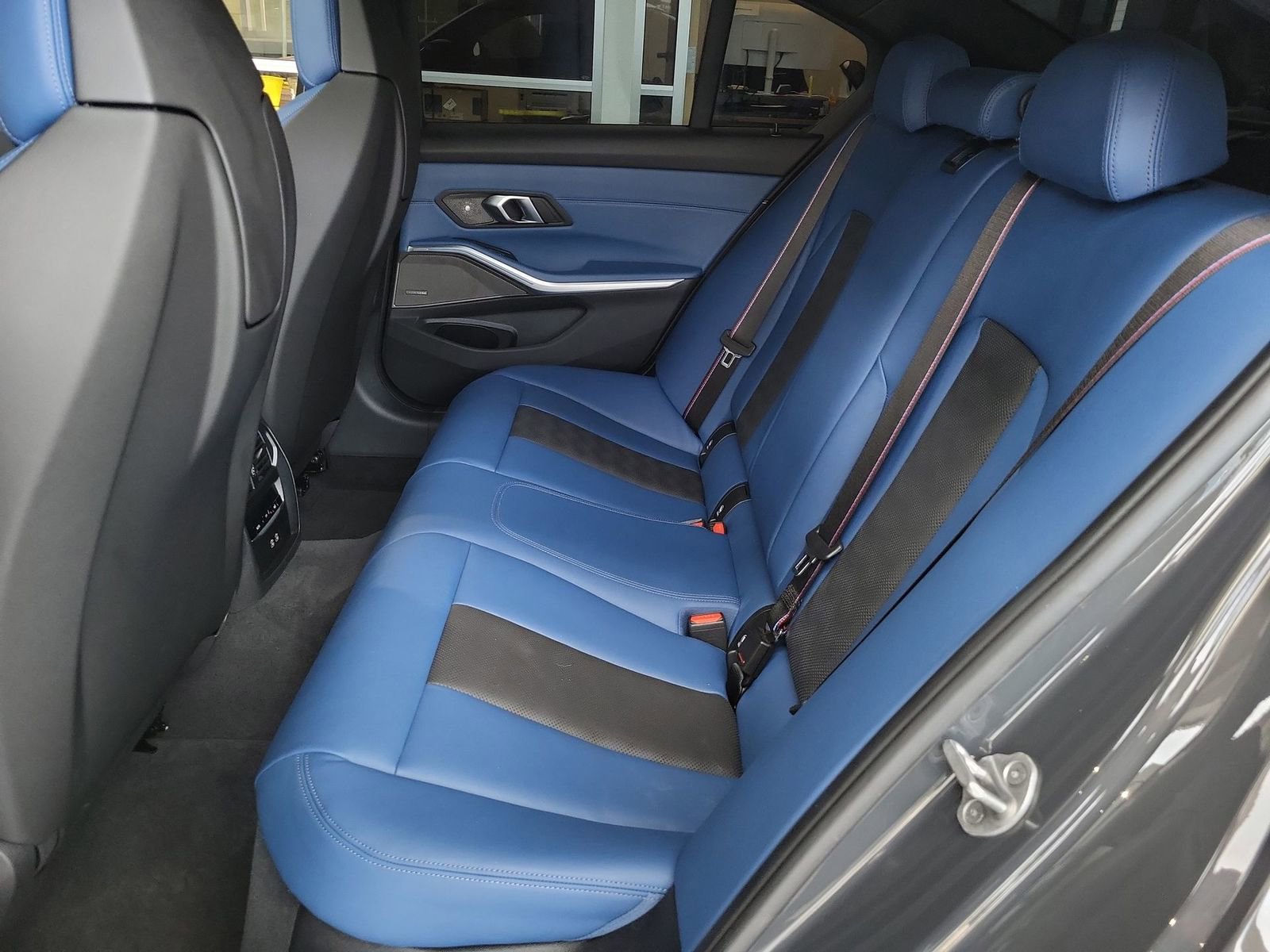 Used 2025 BMW M3 Competition image 26