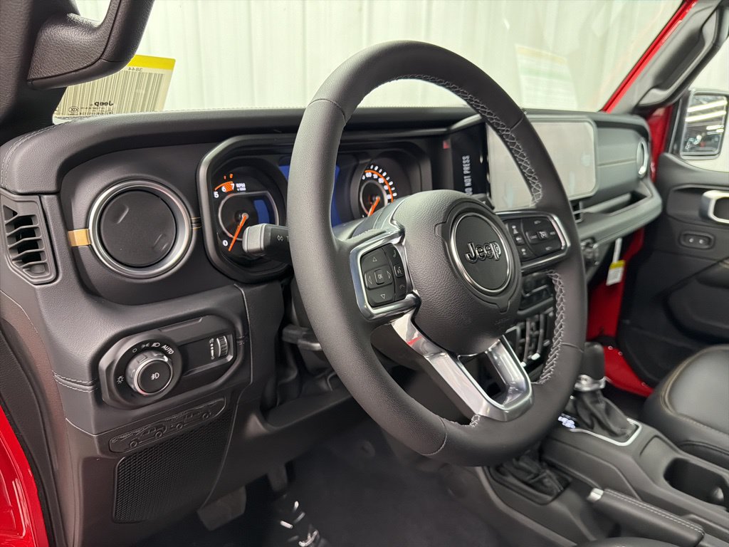 New 2026 Jeep Wrangler Unlimited Sahara AWD/4WD image 16