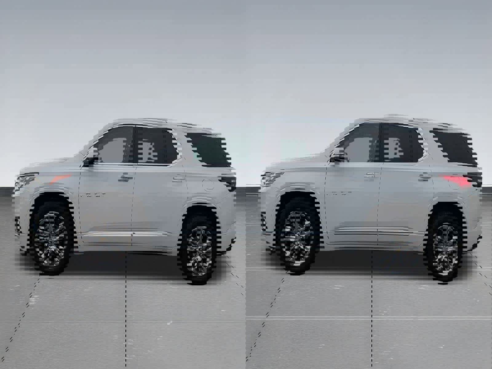 Used 2020 Chevrolet Traverse High Country w/ LPO, Floor Liner Package image 3