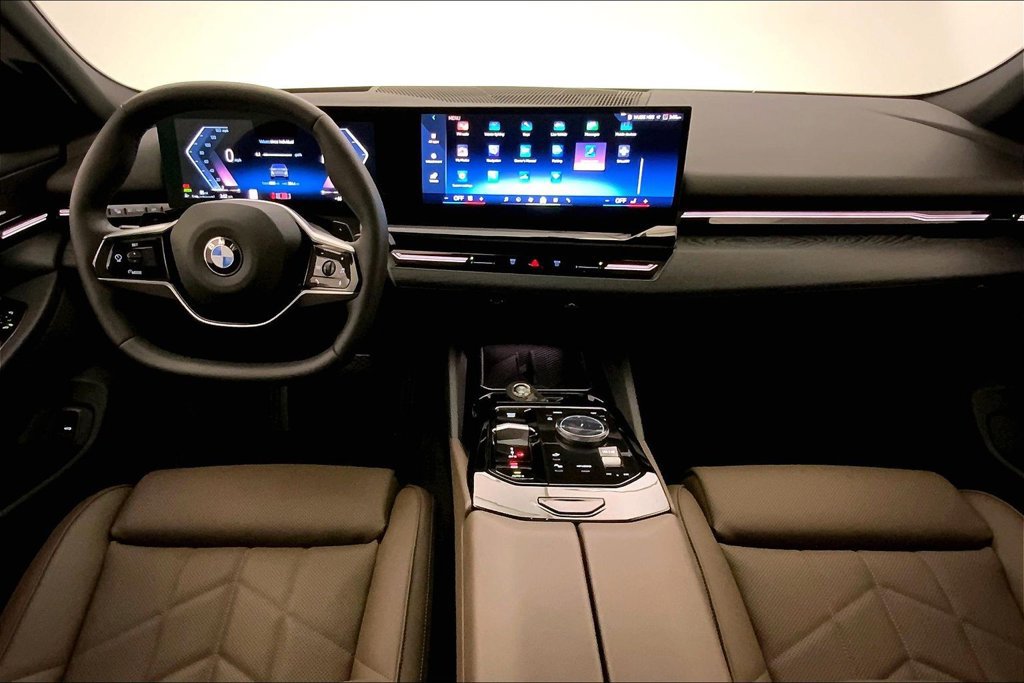 Certified 2026 BMW 530i xDrive w/ Premium Package AWD/4WD image 16