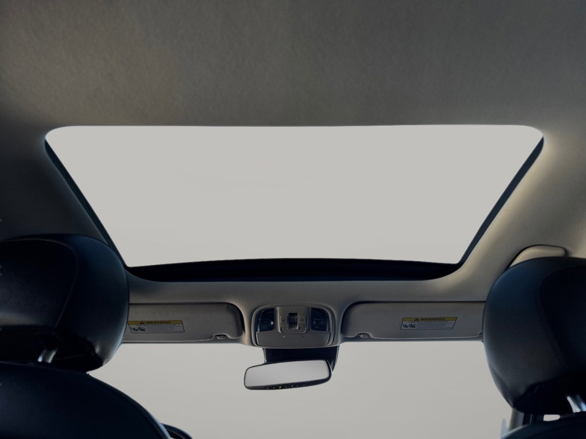 Used 2018 Kia Stinger Premium image 33