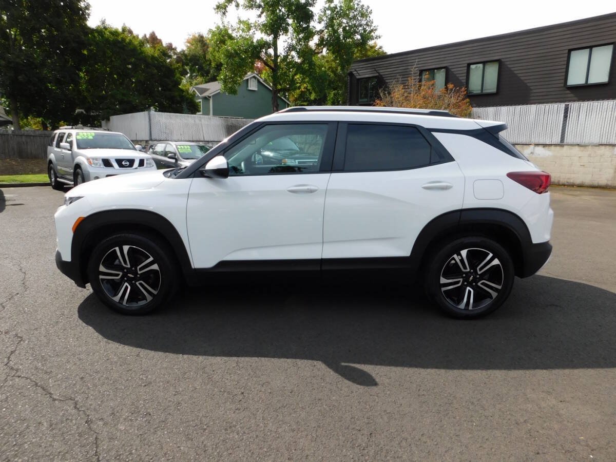 Used 2023 Chevrolet TrailBlazer LT w/ Convenience Package FWD image 23