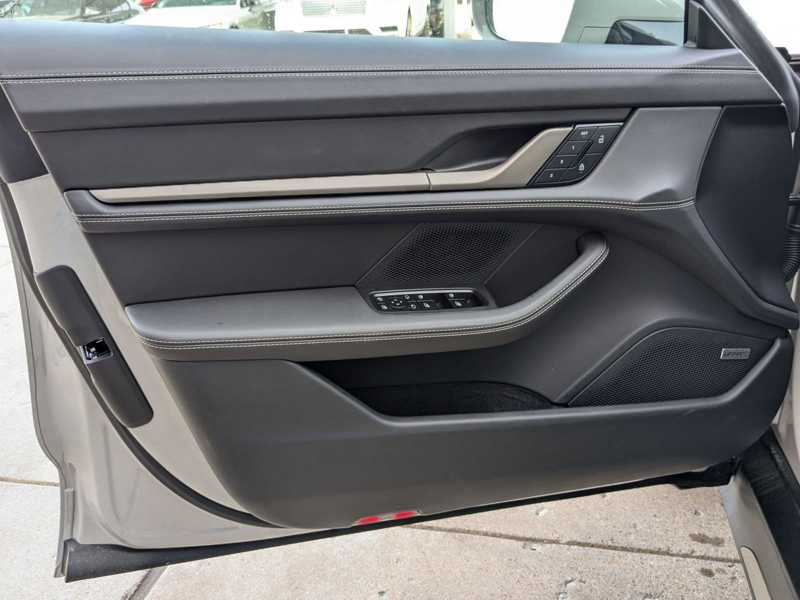 New 2025 Porsche Taycan Turbo AWD/4WD image 13