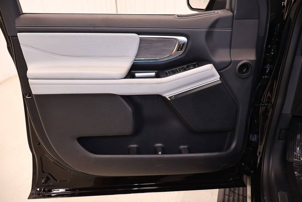 New 2026 Ford Expedition Platinum w/ Platinum Ultimate Package AWD/4WD image 10