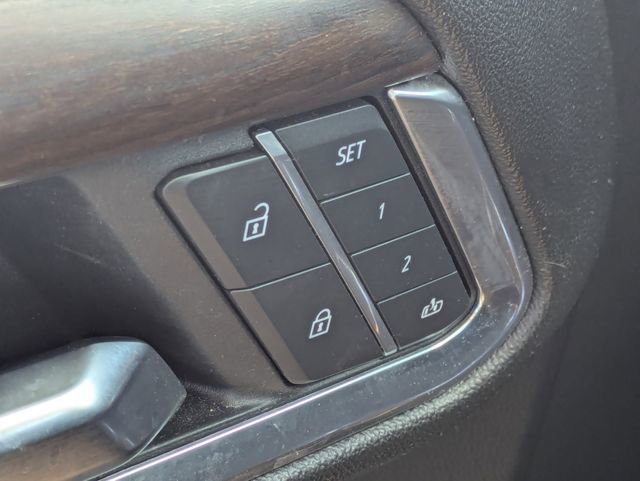 Used 2025 GMC Sierra 1500 SLT RWD image 29