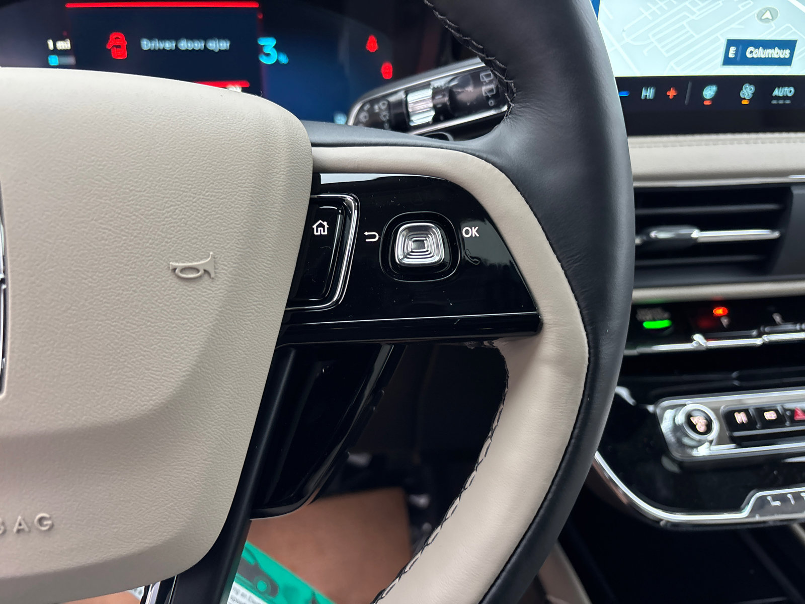 New 2026 Lincoln Corsair Grand Touring image 18