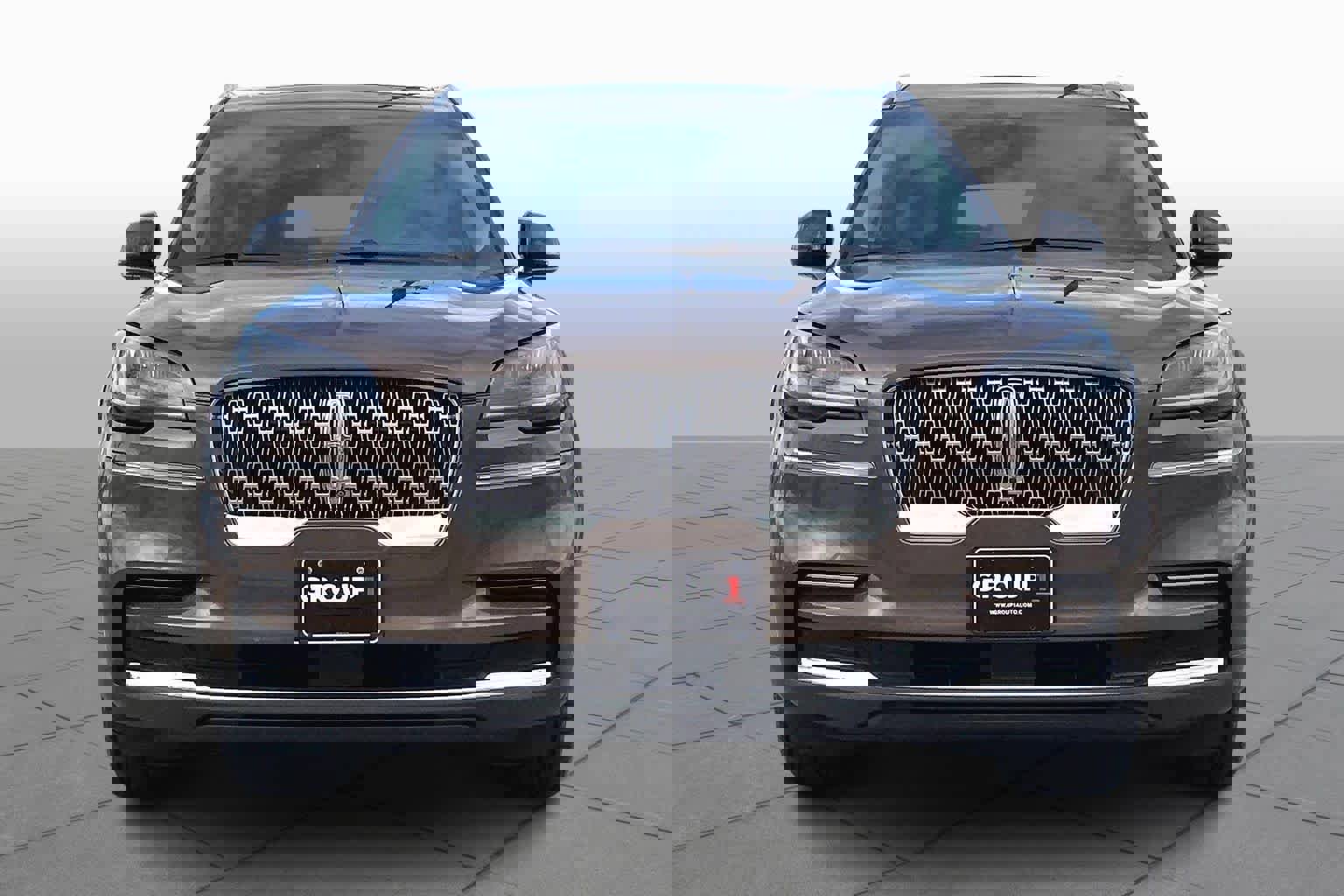 Used 2022 Lincoln Aviator Reserve w/ Elements Package Plus image 4