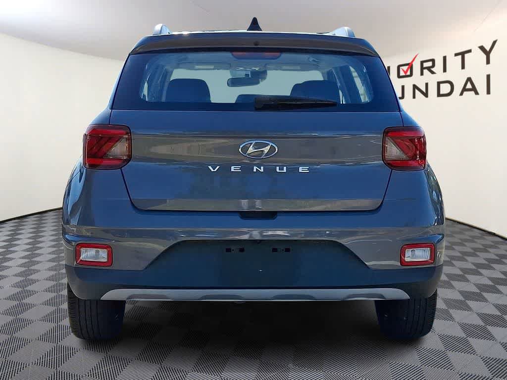 Used 2021 Hyundai Venue SEL FWD image 5
