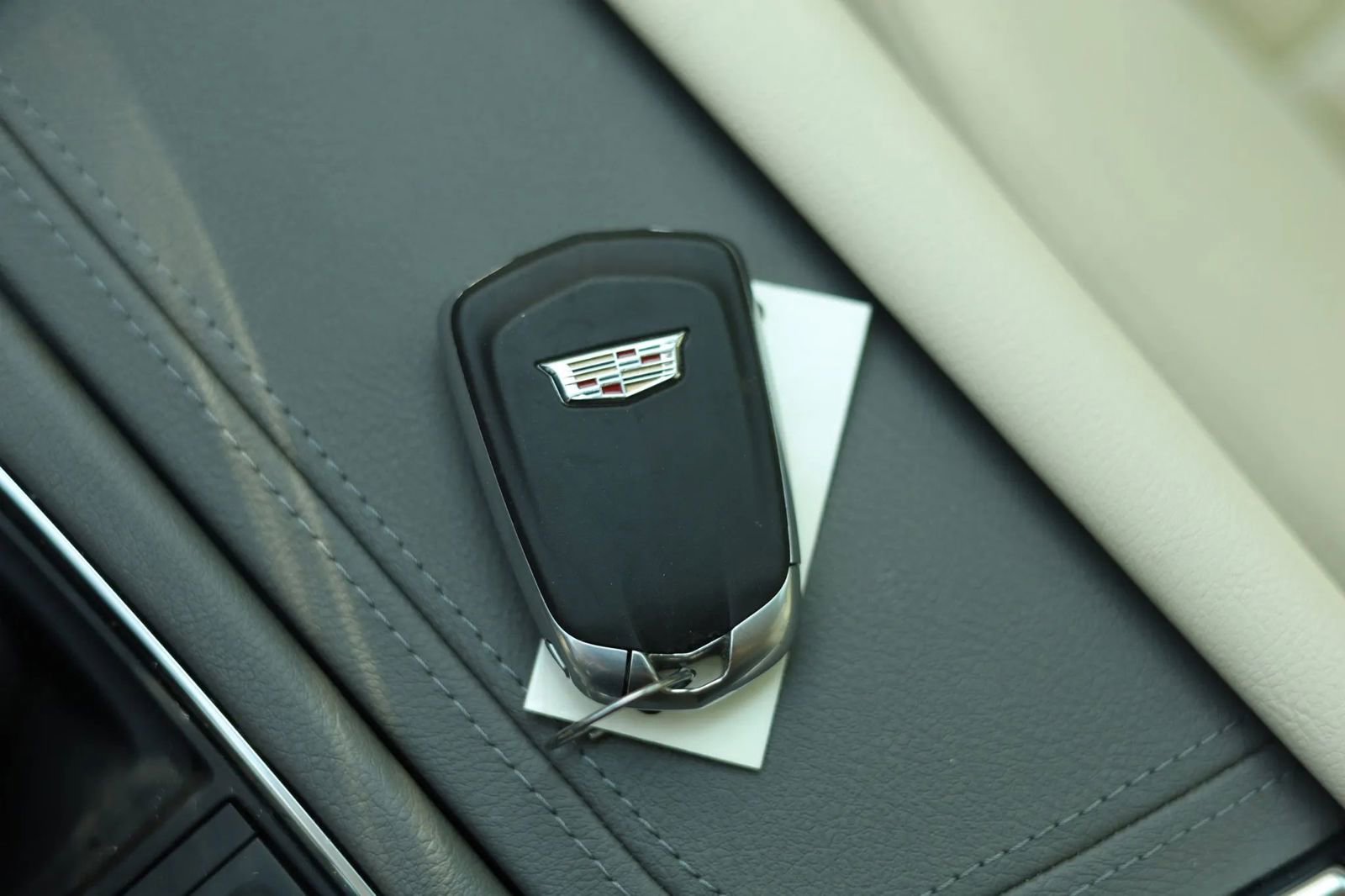 Used 2020 Cadillac XT6 Premium Luxury image 27