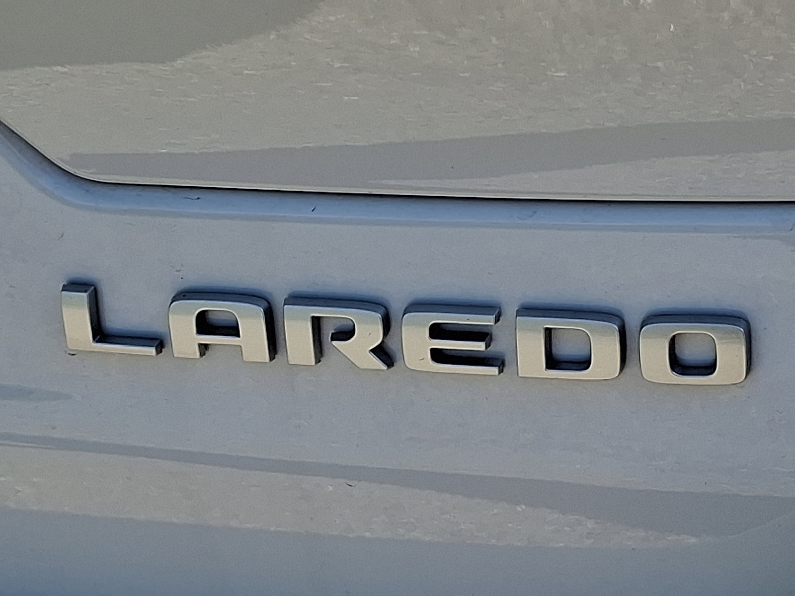 New 2025 Jeep Grand Cherokee Laredo X w/ Luxury Tech Group I image 16