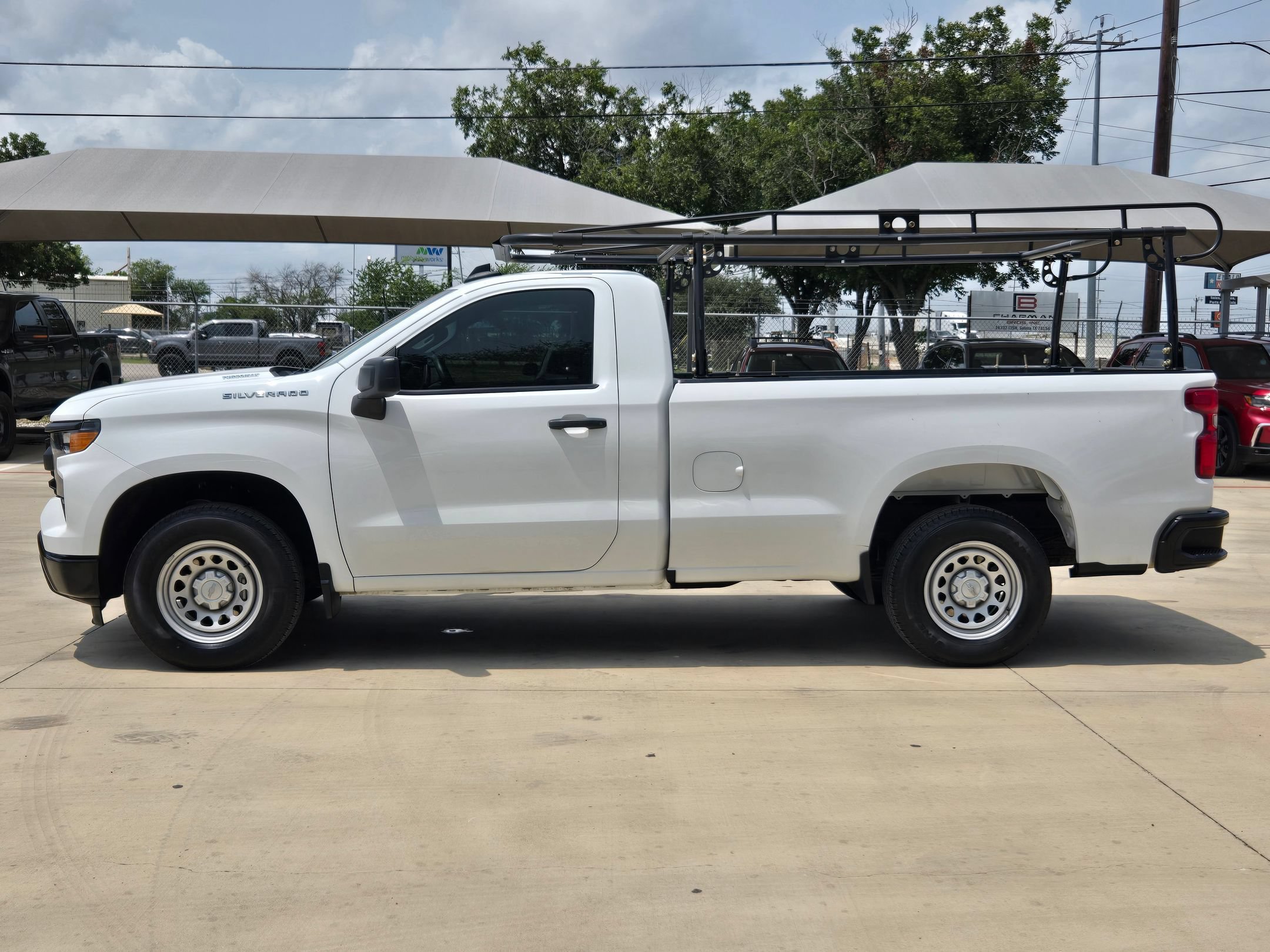 Certified 2025 Chevrolet Silverado 1500 W/T w/ WT Value Package RWD image 4