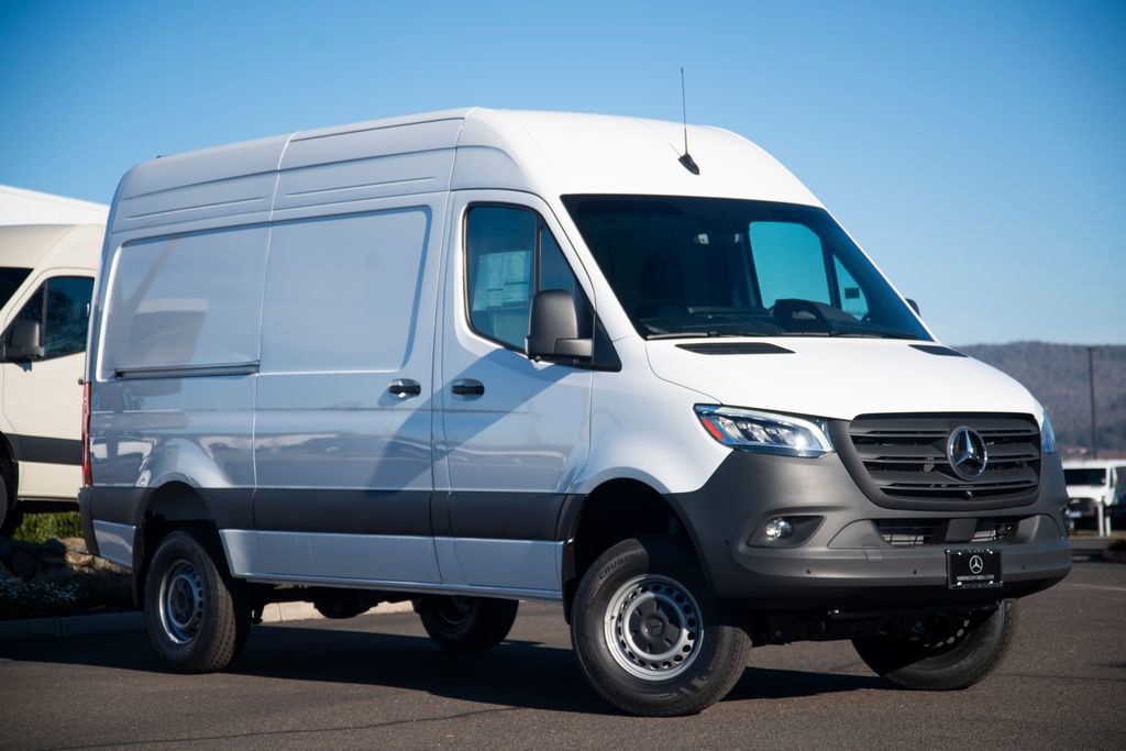 New 2026 Mercedes-Benz Sprinter 2500 video 3