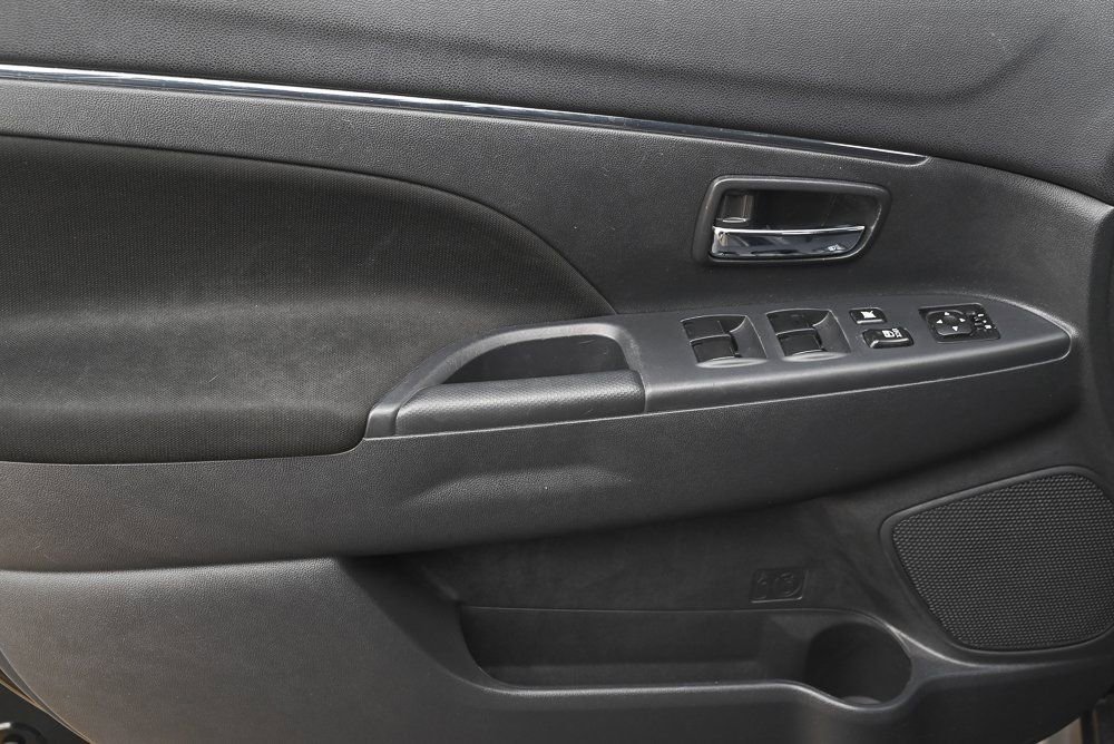 Used 2022 Mitsubishi Outlander Sport ES image 14