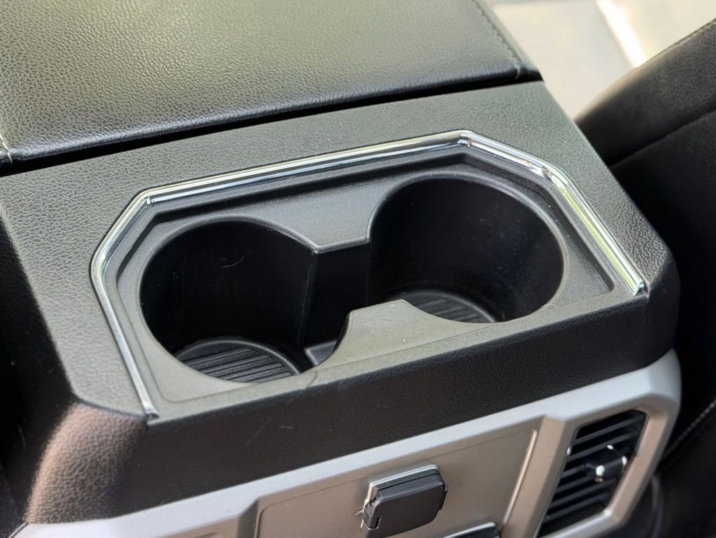 Used 2020 Ford F150 Lariat AWD/4WD image 8