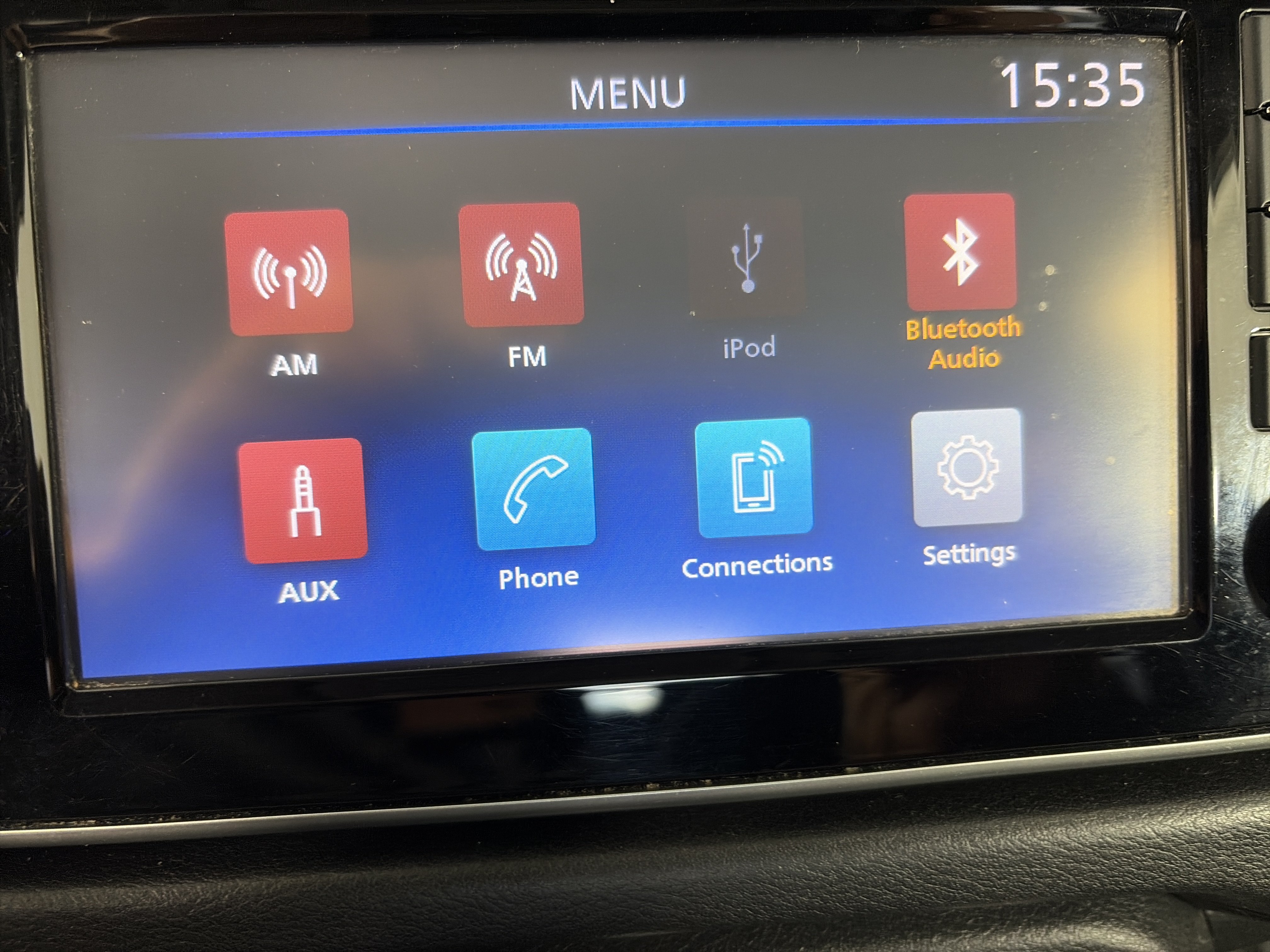 Used 2020 Nissan Versa S FWD image 17