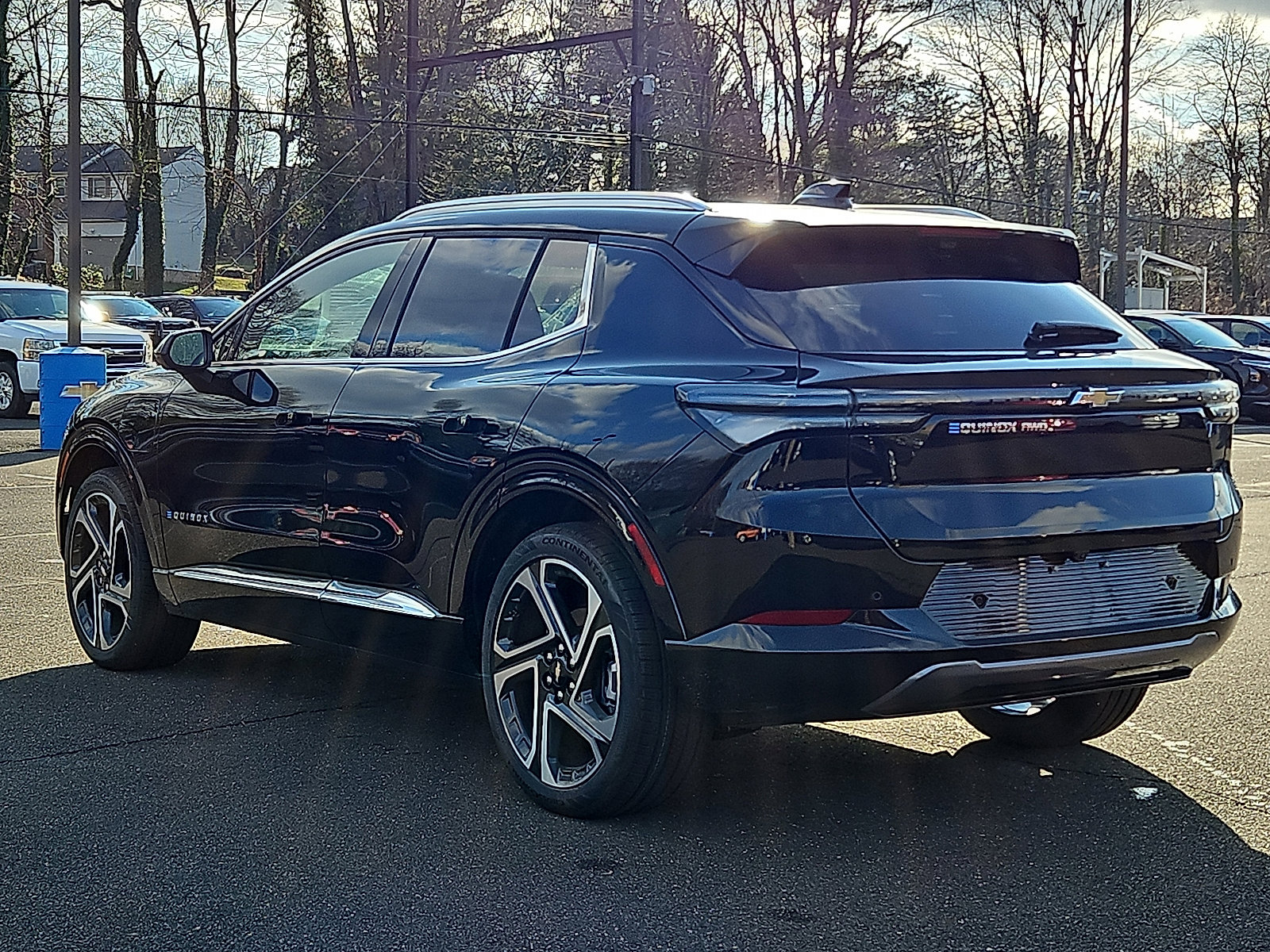 New 2026 Chevrolet Equinox EV LT image 3