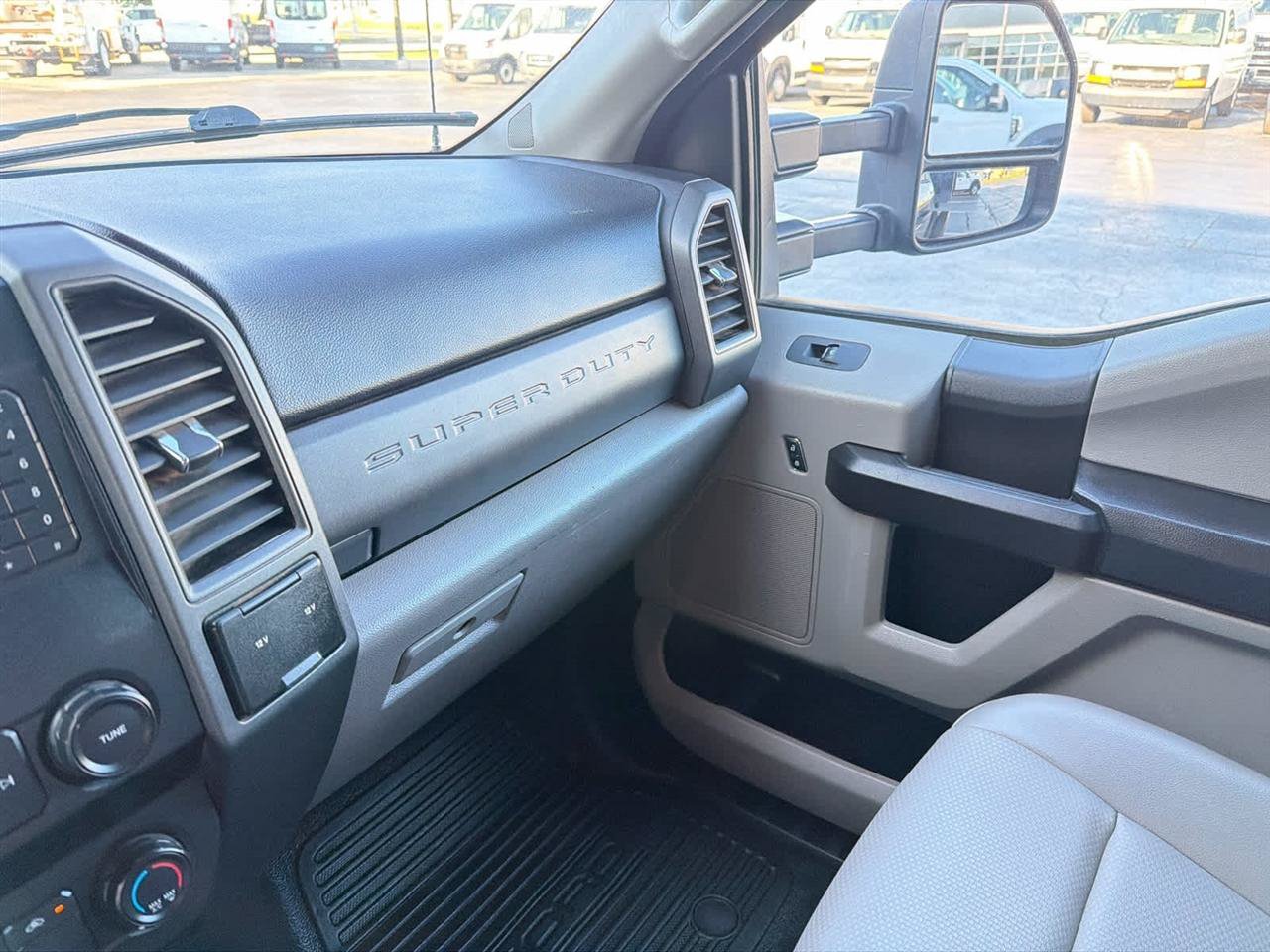 Used 2021 Ford F350 XL w/ Power Equipment Group RWD image 18