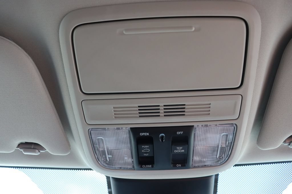 Certified 2026 Honda Odyssey Elite image 28